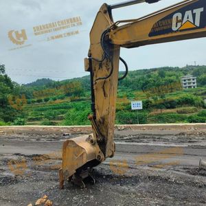 รถขุดตีนตะขาบ Cat 320e ของแท้จากญี่ปุ่น ชั่วโมงการทำงานต่ำ ราคาถูก รุ่น Cat320c Caterpillar 320e Cat 323 323d 325 คุณภาพดี - Product Image 5