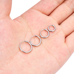 Astm F136 Titanium 16G cơ bản xuyên mũi vách ngăn Hoop nhẫn bông tai sụn Pop tragus Helix Stud cổ điển unisex pierc - Product Image 3