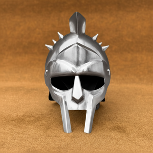 Casco de gladiador griego Maximus inspirado en armadura de juego de rol para coleccionistas y entusiastas - Product Image 1