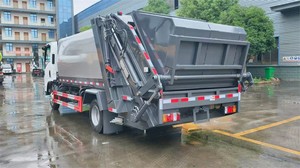 Petit <span class=keywords><strong>camion</strong></span> à ordures Isuzuu 4x2 <span class=keywords><strong>camion</strong></span> à ordures 6CBM compacteur <span class=keywords><strong>camion</strong></span> à ordures à vendre - Product Image 5