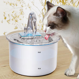 Fontaine à eau automatique PetSafe pour chats et chiens 3L avec filtre, facile à nettoyer, design détachable, blanc - Product Image 3