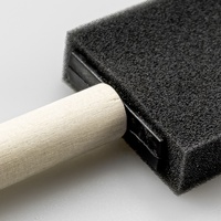 Brosse en mousse angulaire haute densité YS-H008 avec manche en bois pour le detailing automobile, le cirage et le nettoyage des aérations intérieures, couleur personnalisable