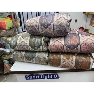 Tissu en soie imprimé par des designers, motifs élégants, parfait pour les saris, les lehengas, les robes, les tenues de mariage, les tenues de soirée et les occasions spéciales - Product Image 3