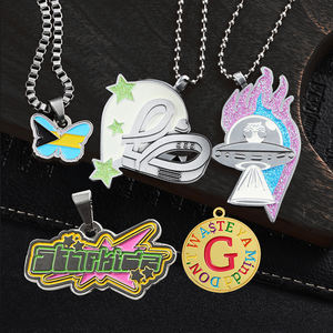 Progetta il tuo gioiello di moda personalizzato Glitter effetto smalto morbido cartone animato personaggio <span class=keywords><strong>collana</strong></span> di animali per donne bambini - Product Image 1