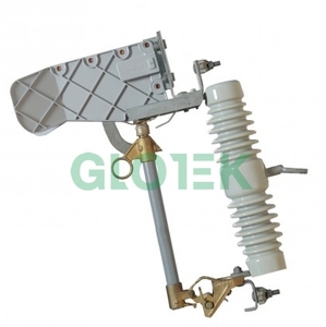 Disjoncteur porte-fusible de coupure de charge (LBFCO) pour ligne de transmission aérienne moyenne tension avec chute d'arc et protection de transformateur - Product Image 3