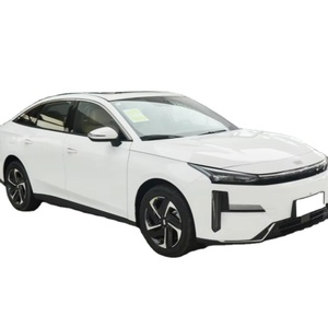 En Stock 2023 2024 Geely Auto Modelo Básico Coche Nuevo Geely Galaxy L6 L7 Híbrido Enchufable 5 Puertas 5 Asientos Sedán EV <span class=keywords><strong>Precios</strong></span> en China - Product Image 1