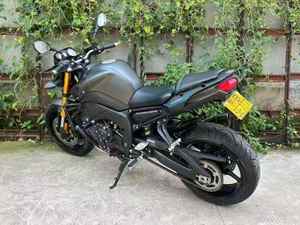 <span class=keywords><strong>Yamaha</strong></span> <span class=keywords><strong>FZ8N</strong></span> - Luz Trasera LED y Consola Digital, Motocicleta Deportiva Estándar de 779cc DOHC - Product Image 6