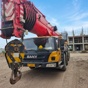 Grue sur camion SANY 100 tonnes STC1000T avec système de contrôle intelligent, grue mobile d'occasion dotée d'un moteur, d'une pompe et d'un moteur principal 0086 18117060100 - Product Image 3