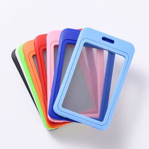 X527 Vente en gros directe Porte-cartes d'identité professionnel en plastique de haute qualité Étui pour badge en PP Double face visible Yili - Product Image 2