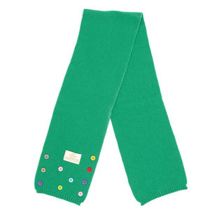 Bufanda larga de poliéster 100% con botones, color liso y lunares, accesorio clásico de primavera para adultos. - Product Image 4