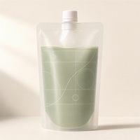 Pochette à bec verseur transparente mate PPWR prête à l'emploi, anti-fuite, imprimée sur mesure, résistante à l'humidité, pour cosmétiques et soins de la peau, recyclable PCR