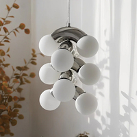 Lampe suspendue moderne en verre chromé, luminaire décoratif d'intérieur, idéal pour un salon, une salle à manger ou une chambre à coucher