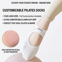 Chaussettes de Pilates et de Yoga Antidérapantes à Logo Personnalisé, Respirantes en Maille, à Bout Ouvert, en Coton, pour Femmes, Idéales pour la Danse Classique et la Barre, Vente en Gros pour Studios