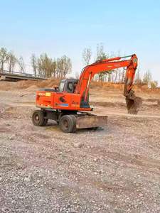 Excavatrice sur pneus d'occasion en bon état Hitachi ZX130W Peinture d'origine Excavadora Hitachi ZX130 ZX135 ZX140 ZX200 à Shanghai - Product Image 2
