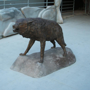 Sculpture de loup sauvage moderne en bronze, impression numérique, pour décoration de jardin et de rue, personnalisable, moulage poli, objet d'art de collection - Product Image 2