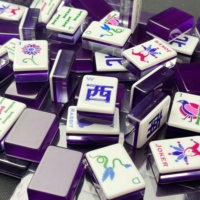 160 Pièces de Mahjong Américain en Acrylique Sculpté en Forme de Lapin Violet Luxueux, Idéal pour les Cadeaux de Jeux de Société Familiaux