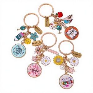 Portachiavi Miglior Insegnante, con Farfalla e Fiore Smaltati, Fatto a Mano in Lega di Zinco, Regalo Classico per la Festa <span class=keywords><strong>degli</strong></span> <span class=keywords><strong>Insegnanti</strong></span>, per Donne e Uomini, Ringraziamento - Product Image 4