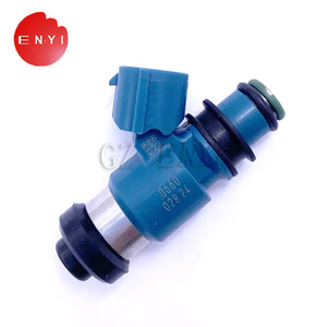 Inyector de Combustible 14B-13761-00-00 para el Compartimento del Motor de Yamaha YZF-R1 - Product Image 1