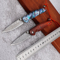 Couteau pliant en acier Damas avec coquillages en bois/colorés, couteau de poche OEM à pointe tombante, EDC, pour camping, chasse et activités de plein air