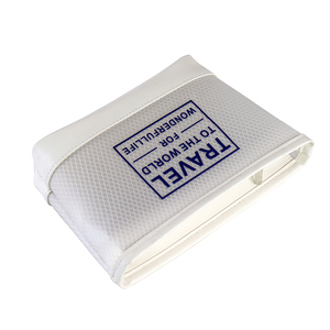 custom Transparent pvc waterproof toiletry bag Large capacity travel portable makeup storage bag - Product Image 2