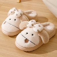 Produit très vendu Pantoufles mignonnes Pantoufles avec animaux pour enfants Pantoufles en peluche pour la famille