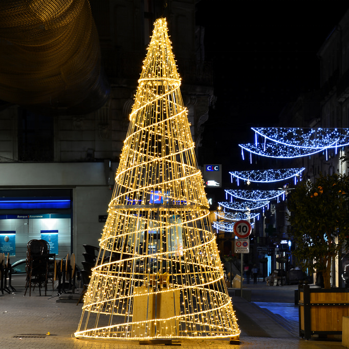 LEDビッグクリスマスツリー屋外装飾 | IP65防水・3m-15m適用