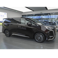 Nouveau design BYD Denza D 9 DM 2025 PHEV MPV 600km de portée 4WD 330Nm de couple 7 sièges Business New Energy Vehicles