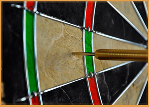 ตู้ติดผนังสำหรับเล่นปาลูกดอกแบบ LED รุ่นปี 2020 แบบปรับแต่งได้ ผลิตจาก MDF สำหรับผู้ใหญ่ เหมาะสำหรับทุกฤดู ทั้งฤดูหนาว ฤดูใบไม้ผลิ ฤดูร้อน และฤดูใบไม้ร่วง - Product Image 6