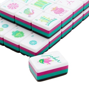 Maison préfabriquée à assemblage rapide 20ft/40ft, couleur personnalisée, structure en acier galvanisé, panneaux sandwich, luxe pour voyages en plein air - Product Image 1