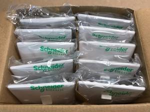 صندوق Plc جديد وأصلي من 10 GU1014 احصل على أقصى مفتاح متوسط 10A <span class=keywords><strong>1G</strong></span> أبيض (65) وحدة تحكم برمجة PLC - Product Image 3