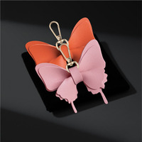 Vente en gros PU cuir papillon porte-clés papillon sac à main breloques en cuir papillons sac pendentif ornement