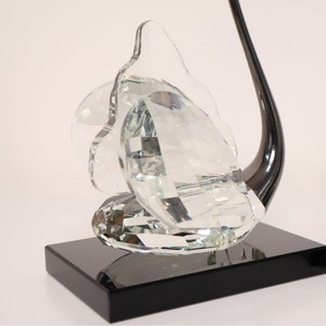 Escultura de Cisne Grabada en Cristal Blanco de Lujo, Decoración Ecológica de Estilo Moderno y Minimalista para Sala de Estar, Oficina o Escritorio - Product Image 2