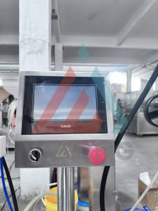 Machine aérosol semi-automatique efficace pour les fonctions de nettoyage de sertissage d'huile de peinture pour les cosmétiques - Product Image 2