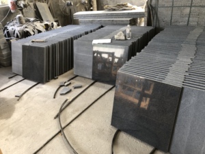 Azulejos de Granito Cortados a Medida, Azulejos de Granito Natural de Vietnam para Exteriores, 2/3 cm de Grosor, Antideslizantes, Diseño Moderno, UnionStone, para Patio Trasero - Product Image 4