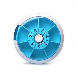 Boîte de rangement de pilules ronde portable 7 jours par semaine pour une gestion efficace des médicaments Boîte à pilules à capsules en plastique facile à ouvrir - Product Image 4