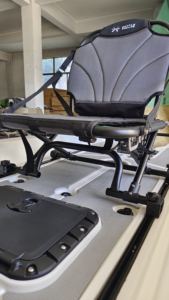 <span class=keywords><strong>Kayak</strong></span> en plastique <span class=keywords><strong>kayak</strong></span> solo bateau à skiff <span class=keywords><strong>kayak</strong></span> de pêche à poser <span class=keywords><strong>sur</strong></span> le dessus canoë à <span class=keywords><strong>moteur</strong></span> électrique - Product Image 5