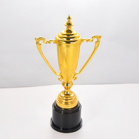 Trophées de sport personnalisés en cristal gravé style ange, fabriqués en Chine, pour football, basketball, et autres sports, pour la remise des diplômes.