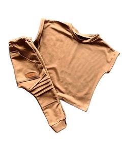 Ensemble Jogging Deux Pièces pour Garçons : T-shirts Oversize en Coton Éponge et Pantalons de Survêtement pour Tout-petits – Collection Été - Product Image 1