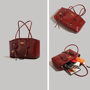 Bolso Tote Rojo Elegante para Mujer, Gran Capacidad, Cierre de Cremallera Horizontal Cuadrado, Uso Diario, Todas las Temporadas, Estilo Otoño 2025 - Product Image 5