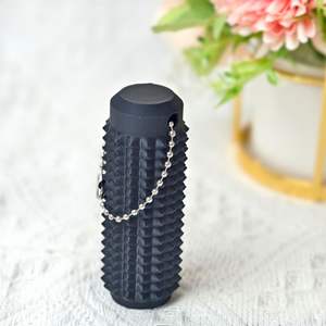 휴대용 손가락 끝 감압 마사지 키 체인 새로운 뾰족한 그리피 키 버클 크로스 보더를위한 튼튼한 플라스틱 참신 개그 장난감 - Product Image 5