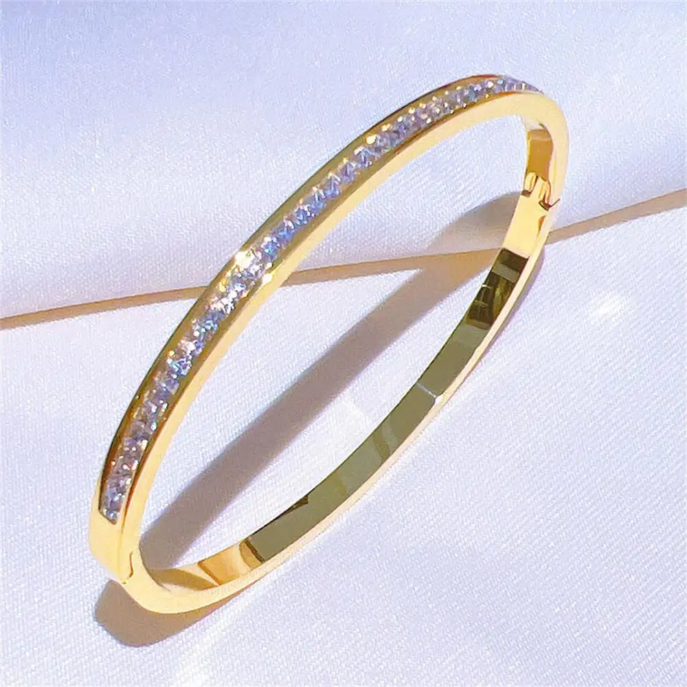Luxury Women's Zircon bangle 18K Gold Plated Stainless Steel Oval Sparkling Diamond Cuff bangle