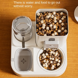 Bol d'alimentation en eau automatique deux-en-un en plastique pour chat et chien Nouvelles fournitures pour animaux de compagnie en gros avec bol en acier inoxydable - Product Image 3