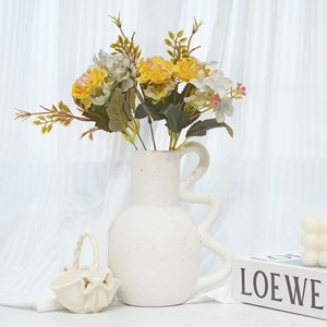 Fleurs artificielles en soie, hortensias réalistes faits à la main, petits bouquets, fleurs de table de mariage, centres de table floraux, décoration - Product Image 1