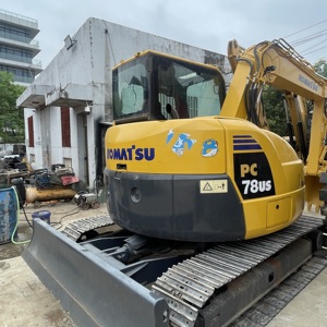 Excavadora de cadenas Komatsu PC78us de 1.5 toneladas con cucharón hidráulico para excavación, maquinaria de construcción - Product Image 3