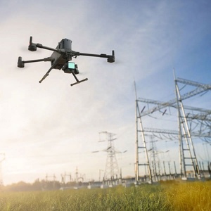 โดรน Universal Matrice 400 RTK พร้อม LiDAR หมุนได้ในตัวและเรดาร์ MmWave สำหรับการตรวจจับสิ่งกีดขวางระดับสายไฟฟ้า M400 RTK - Product Image 2