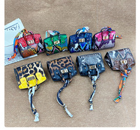 Porte-monnaie de luxe en cuir PU, porte-clés unisexe, mini portefeuille avec motif de dessin animé pour clés de voiture, vente en gros