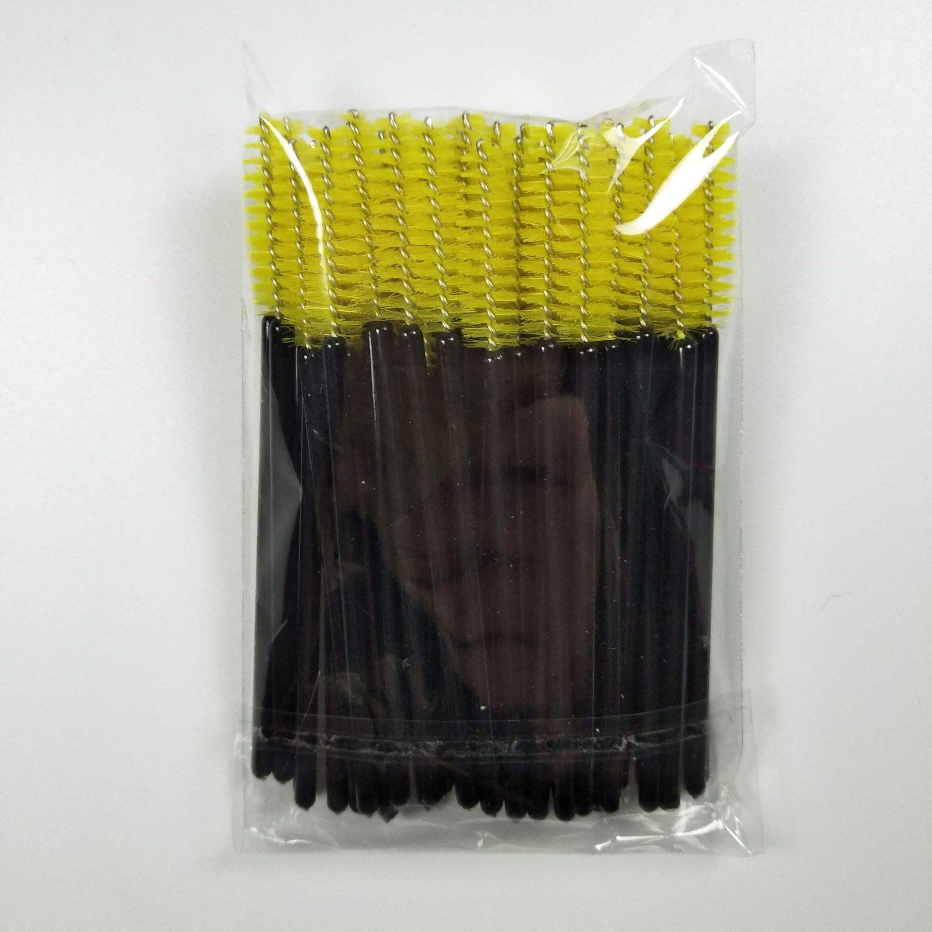 ที่จับสีดำสีเหลือง