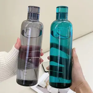 Bottiglia di design semplice all'ingrosso bottiglia d'acqua in vetro da 500ml tazza per bere trasparente bottiglia per bevande portatile per sport all'aria aperta