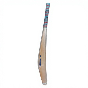 Bate de críquet Kokaburra Beast Pro de madera, 6-8 granos, estilo competición, bate de madera duradero, diseño moderno, diseño popular. - Product Image 2