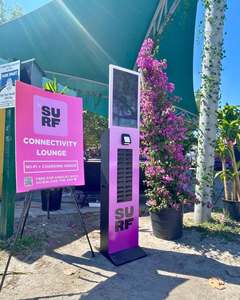 24 Khe Cắm 23.8-inch Điện thoại di động máy bán hàng tự động 160W tầng thường vụ điện thoại Trạm Sạc 180W đầu ra mỹ ổ cắm tiêu chuẩn - Product Image 6